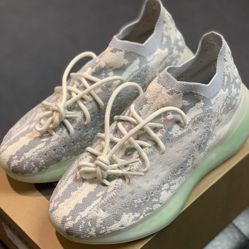 Yeezy Boost 380 Alien size 11